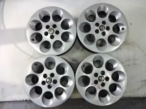 60663885 Set 4 Wheels Alloy 15 Inches 5 Holes 6.5JX15 Et 41.5 ALFA ROMEO 15 - Picture 1 of 7