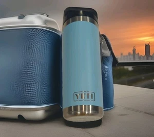 Yeti Rambler Borraccia Isolata con Tappo Chug Nero 18 OZ Caldo Freddo - Foto 1 di 8