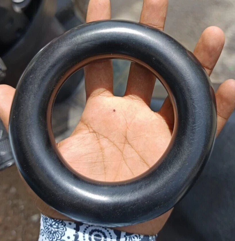 Brazalete Brazalete Karungali Madera Ébano Hombre Joyería Hecho a Mano 72 mm Diámetro 25 mm de Grosor Foto 1 de 1