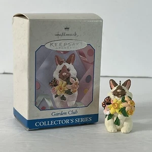 VTG Hallmark Garden Club Ornament Bunny with Flowers & Butterfly w/Original Box - Picture 1 of 6