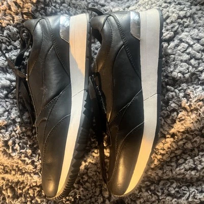 Michael Kors Women's Allie Trainer Sneakers SZ 7.5  - Image 1 of 4