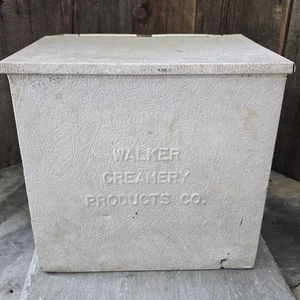 Walker Creamery Products Kane PA Vintage Insulated Milkman Porch Cooler Milk Box - Picture 1 of 9