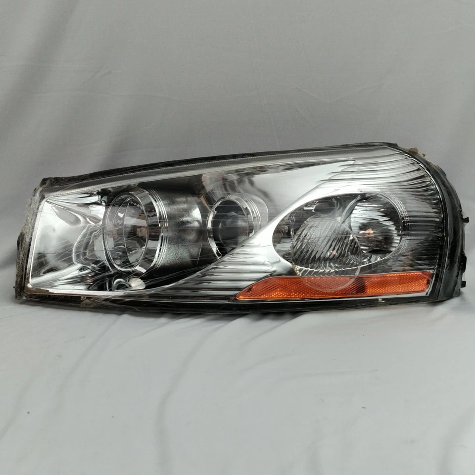 ЛЕВАЯ ФАРА СО СТОРОНЫ ВОДИТЕЛЯ ПОДХОДИТ ДЛЯ 4 ДВЕРЕЙ И УНИВЕРСАЛА SATURN L-SERIES 2003 2005 ГОДОВ ВЫПУСКА - Изображение 1 из 4
