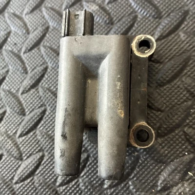 Paquete de encendedor bobina de encendido Mitsubishi Montero 2001-2002 6G74 3,5 Foto 1 de 4