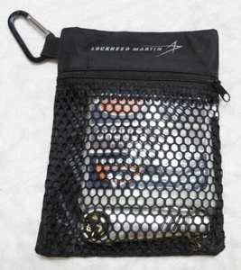 BOLSA DE GOLF LOCKHEED MARTIN CON PONCHO DE LLUVIA Y MULTIHERRAMIENTA DE GOLF - Imagen 1 de 5