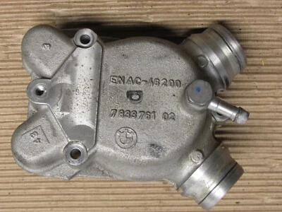 BMW M5 M6 2006-2010 motor bomba de agua termostato carcasa OEM 177630 Foto 1 de 4