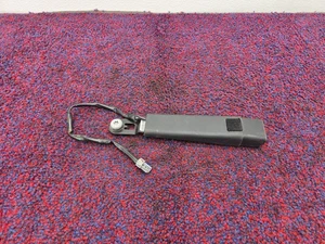 JEEP GRAND CHEROKEE 2011-2017 OEM FRONT RIGHT OR LEFT SEAT BELT BUCKLE RECEIVER - Picture 1 of 5
