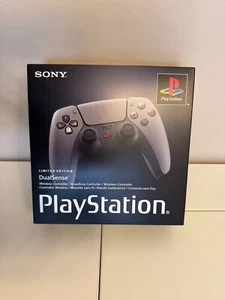 Manette PS5 sans fil DualSense™ - Édition limitée 30e anniversaire - Photo 1/7