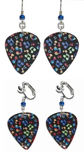 Mehrfarbige Musik Noten Gitarre Plektrum durchbohrt oder Clip auf Ohrhänger (GP009) - Bild 1 von 3