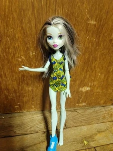 Muñeca Frankie Stein Monster High Mattel 2008 incompleta - Imagen 1 de 9