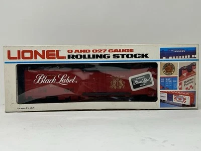 Mint Lionel O Gauge 6-9871 Carlings Black Label Beer Reefer Train Car - Image 1 of 4