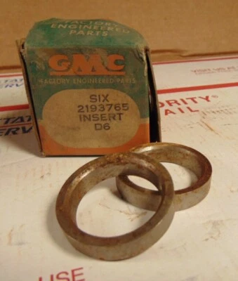 NUEVO 1947 1950 1952 era GMC CAMIÓN VÁLVULA ESCAPE ASIENTO (2) 2193765 ORIGINALES Foto 1 de 4