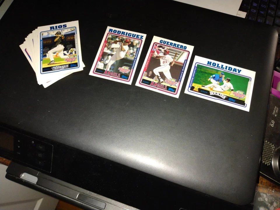 2005 Topps Opening Day Baseball Cards Singles You Choose #8 - #164 - Image 1 of 1