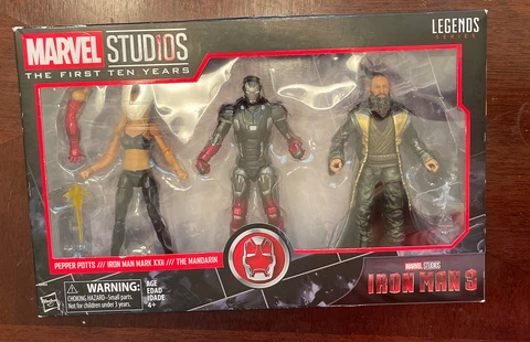 Marvel Legends Studios First Ten Years IRON MAN MARK XXII+PEPPER POTTS+MANDARIN Cover