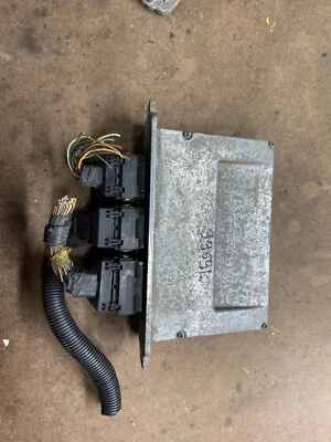 Ford Van E250 E350 2006 módulo de control del motor de 4,6 L 6C2A-12A650-KE M5279 DG Foto 1 de 4