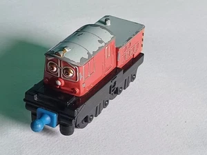 CHUGGINGTON LEARNING CURVE 2010, IRVING, MATTEL, DIECAST, USED, SEE PHOTOS - Picture 1 of 5
