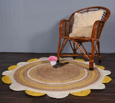 Handmade Braided Natural Pure Jute with Yellow Design Scalloped Round Rug - Image 1 of 4