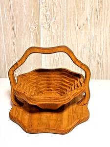 Vintage handgeschnitzter faltbarer Holzkorb - Bild 1 von 5