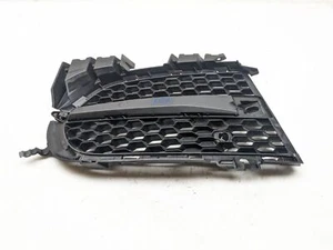 JAGUAR XF BUMPER GRILLE LOWER FRONT RIGHT DRIVER SIDE OFFSIDE X260 2016 - Picture 1 of 8