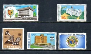Estampillas de Senegal - Scott #'s C105, C106, C119, C120, C121 - sin usar - Imagen 1 de 1