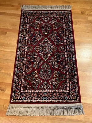 Alfombra de lana Karastan 785 Red Sarouk Runner - 2 pies 6,25 pulgadas X 5 pies,5 pulgadas (con flecos) Foto 1 de 4