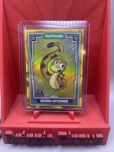 2025 Topps Chrome VeeFriends #66 Rational Rattlesnake Yellow Refractor - Bild 1 von 10