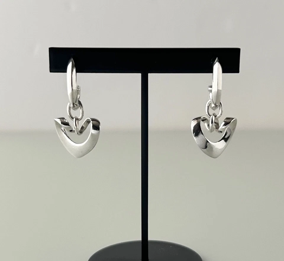 Pendientes de aro con corazón Georg Jensen de plata de ley 925 de 1,14 pulgadas Foto 1 de 4