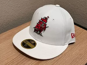 TAMPA BAY BUCCANEERS NEW ERA 59FIFTY OMAHA WHITE FITTED HAT SIZE 7 1/4 - Picture 1 of 8