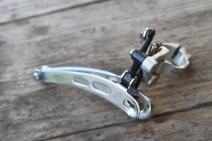 Desviador delantero Campagnolo Super Record 3 orificios tracción inferior abrazadera 28,6 mm USADO EN MUY BUENA CONDICIÓN - Imagen 1 de 8
