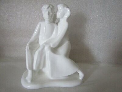 Offer  The Secret Royal Doulton Images Figurine White  Bone China Hn 4560 • 27.02€