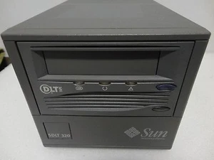SUN SCSI 380-1526-01 SG-XTAPSDLT320-D-Z 70-85341-17 TC-S23BA-HU - Picture 1 of 3
