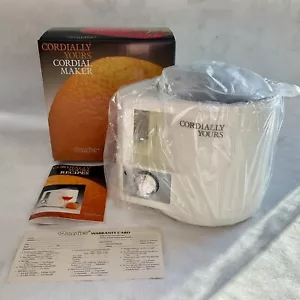 Vintage NOS Donvier Cordially Yours Liquore Maker Cordial Maker mai usato nuovo con scatola - Foto 1 di 10