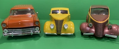 1 Set of 3 – ERTL 1/24 Scale Diecast - Posies American Muscle Designs - Image 1 of 4