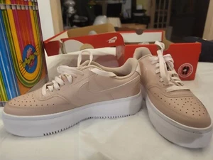 NIB Sz 9.5 Nike Court Vision Alta Women's Shoes Pink White DM0113-600 - Picture 1 of 7