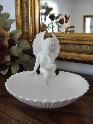 Decorative bowl porcelain confectionery bowl angel soap dish antique Art Nouveau shell - Image 1 of 4