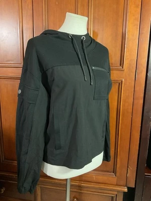 Chaqueta Pullover Cabi Para Mujer Negra Sólida con Capucha Talla Pequeña Manga Lejana Bolsillo Ae Foto 1 de 4