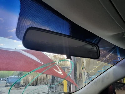 Espejo retrovisor interior delantero central usado se adapta a: Kia Sportage 2015 centro delantero Foto 1 de 4