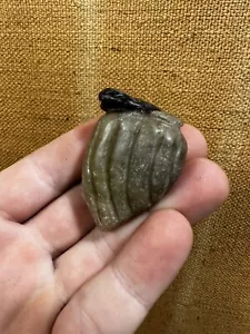 Chinese Hongshan Hardstone Carving Qing-Republic Jade? Scholars Toggle Fruit - Picture 1 of 9