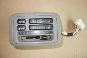 Interruptor panel climatizador 88610-60140 Toyota Land Cruiser J100 Original - Imagen 1 de 4