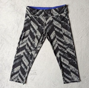 Ivivva Lululemon Capri Leggings Girls Youth Size 14 Black Gray Chevron Dance - Picture 1 of 8