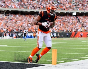 8x10 Photo JA’MARR CHASE Cincinnati Bengals WR NFL Receiver Super Bowl LSU - Picture 1 of 1