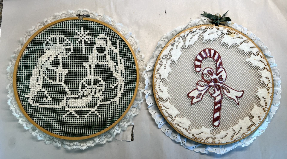2 VTG Wooden Hoop Christmas Wall Art Décor Hand Embroidered Manger Scene Holiday - Image 1 of 4