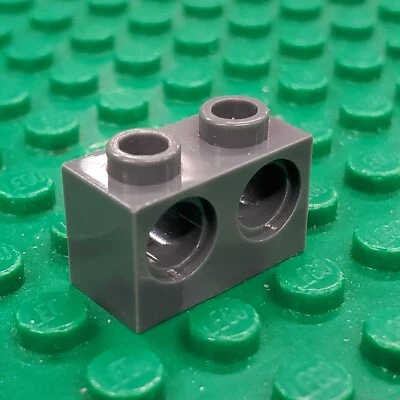 Lego 32000 Technic Brick 1 x 2 with Holes Dark Bluish Gray - Image 1 of 4