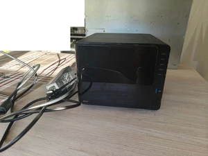 Synology DS416 avec 4 disques dur - 8To - Imagen 1 de 5