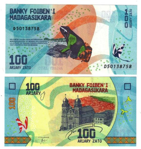 Banknote - 2017 Madagascar, 100 Ariary, P97 UNC, Frog (F) Cathedral (R)