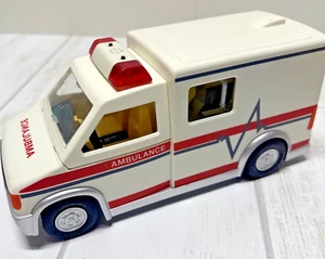 Playmobil Ambulance 5952 With Lights And Sound Works Tested 2011 - Picture 1 of 9