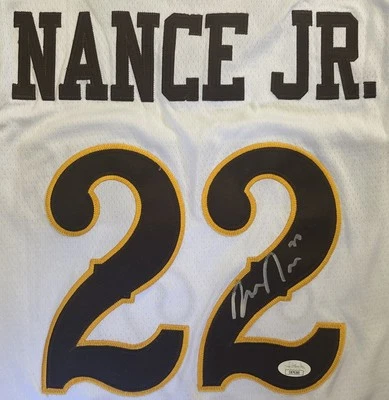 Larry Nance Jr. Camiseta Nike Wyoming Cowboys autografada assinada com certificado de autenticidade JSA - Imagem 1 de 4
