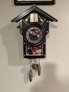 Bradford Exchange Elvis Presley A Legend For All Time Cuckoo Clock Plays Music - Picture 1 of 13