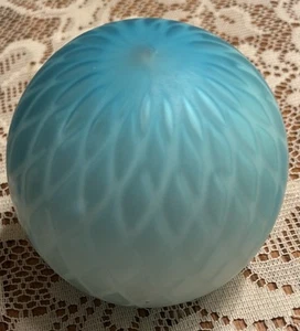 Murano BLUE SATIN DIAMOND QUILTED Round PAPERWEIGHT approx 3 1/2" - Afbeelding 1 van 3