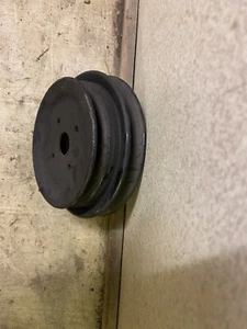 PULEGGIA POMPA ACQUA CINGHIA SINGOLA V per MITSUBISHI PAJERO SHOGUN 2.5 4D56 1984-1993 - Foto 1 di 5